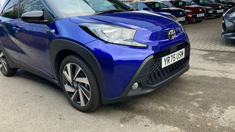 Toyota Aygo X 1.0 VVT-i Edge 5dr Petrol Hatchback